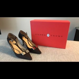 Ivanka Trump Ginger Strappy Pumps Shoes